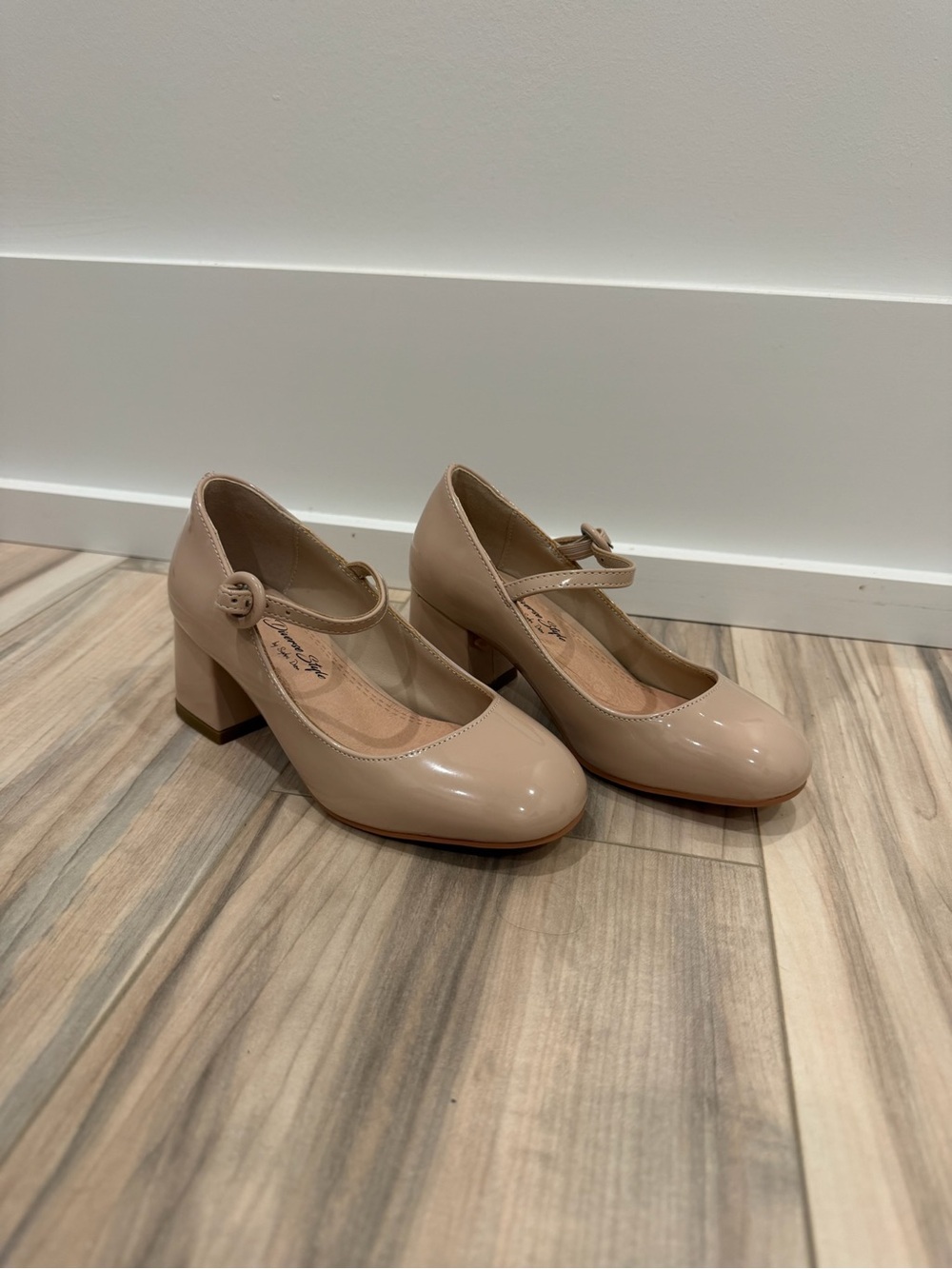 Girls' Nude Patent Mary Jane Block Heel Dress Shoes